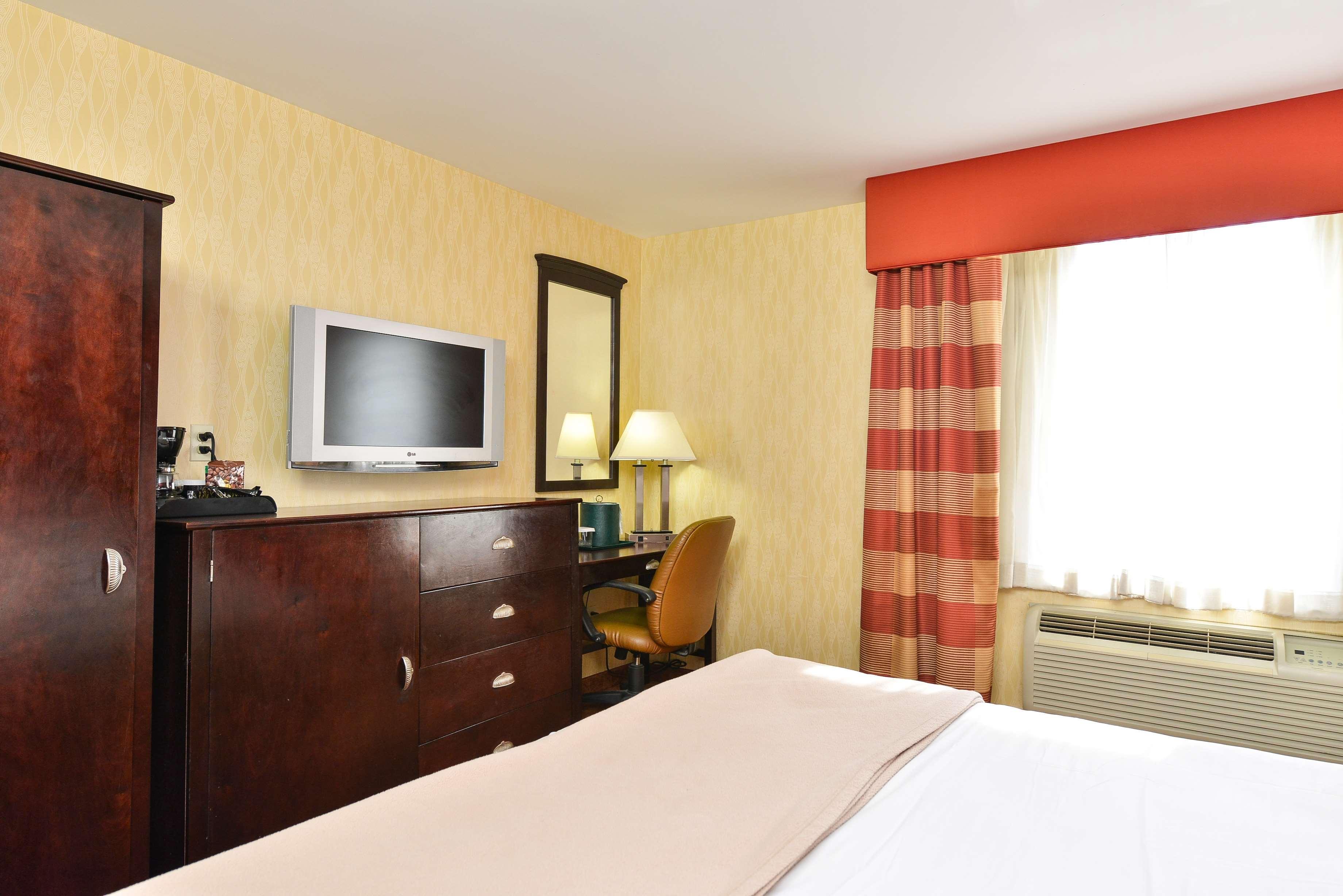 Lex View Inn At Jfk Airport Нью-Йорк Экстерьер фото